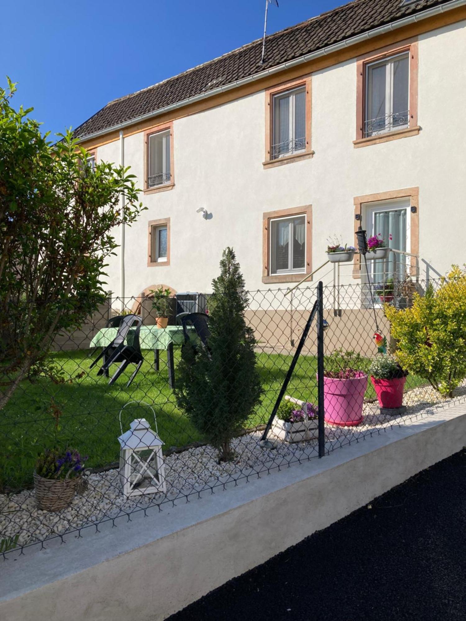 Gite Le 1602 Saint-Nabor Bagian luar foto